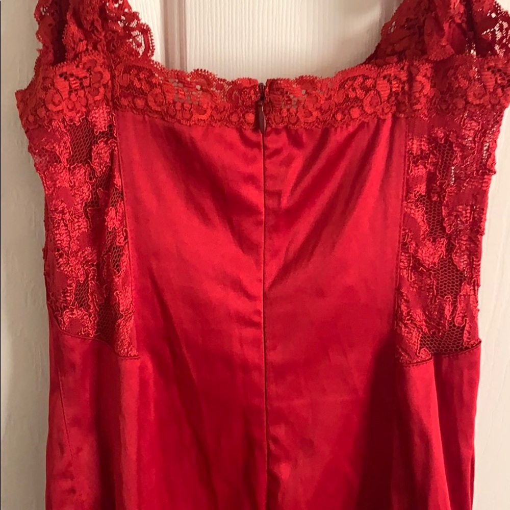 Dress - Picture 3 of 3